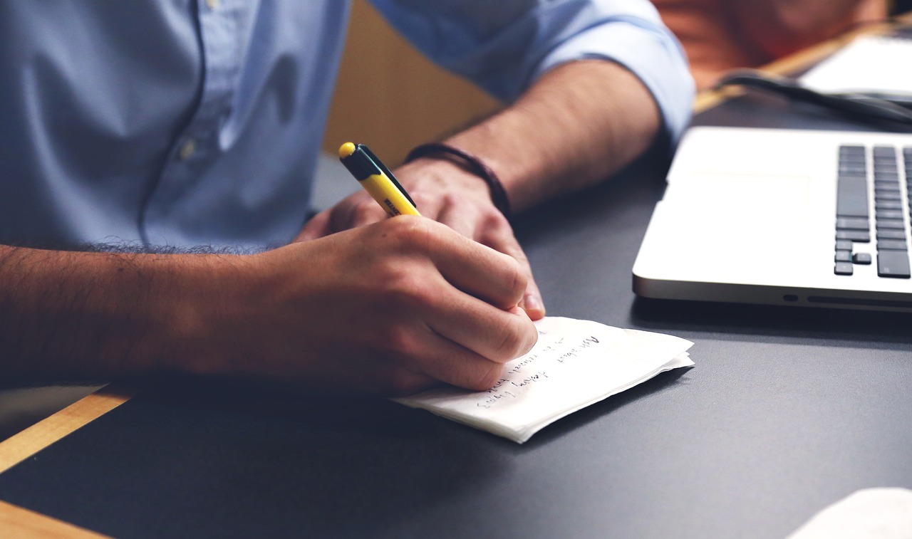 Comment mieux gérer son stress au travail : le guide complet